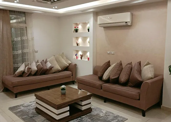 Nile View Cosy Modern Apartment
